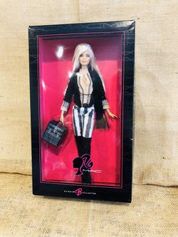 Barbie MAC Barbie