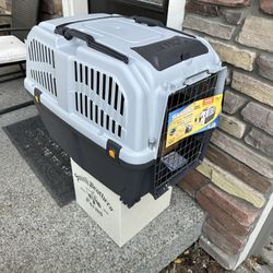 Skudo Deluxe Dog Carrier
