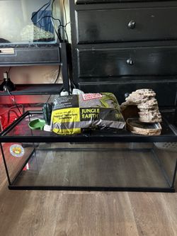 40 Gallon Terrarium/ Tank