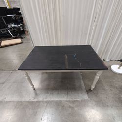 Farmhouse Style Dining Table with Turned White Legs