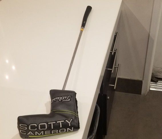 Titleist Scotty Cameron Coronado 2