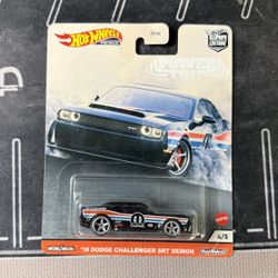 Hot Wheels Premium Dodge Challenger SRT Demon