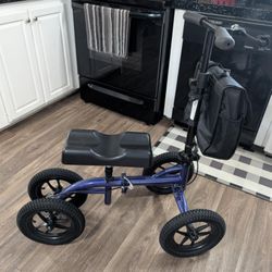 Oasis Space Knee scooter