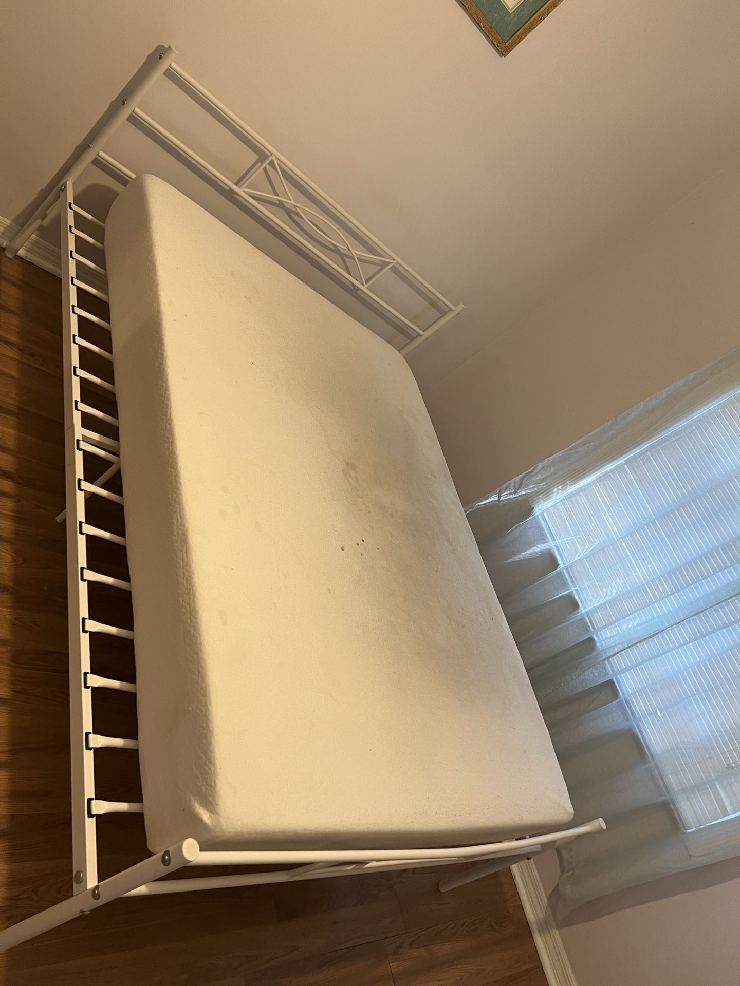 Memory Foam Mattress For Sale( Full Size)