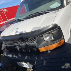 2003 Chevrolet Service Box Truck 