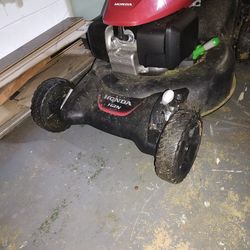 Brand New Self Honda  Propelled Lawn mower