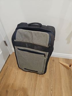 Timbuk2 Copilot Luggage Roller - Medium 22" Carry-On (Midway Grey/Black)