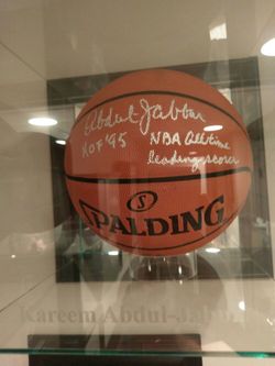 Kareem Abdul-Jabbar Autographed Basketball& Case
