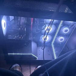 Gaming Set Up 