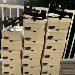 BRAND NEW JORDAN 4 “WHITE THUNDER” FOR SALE!!! GS SIZES 5.5 & 7 $225  MEN SIZES 9, 9.5, 10, 10.5, 11, 12, 12.5, 13, 14 $300  100% Authentic From Autho