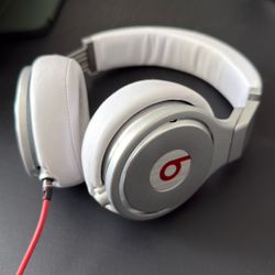 Monster Beats by Dr. Dre Pro Beats Over the Ear Headphones 