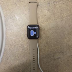 Apple Watch SE 40mm (1st gen) With GPS + Cellular Rose Gold Aluminum