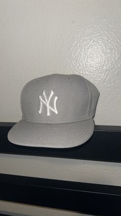 New Era Yankees Hat Size 7