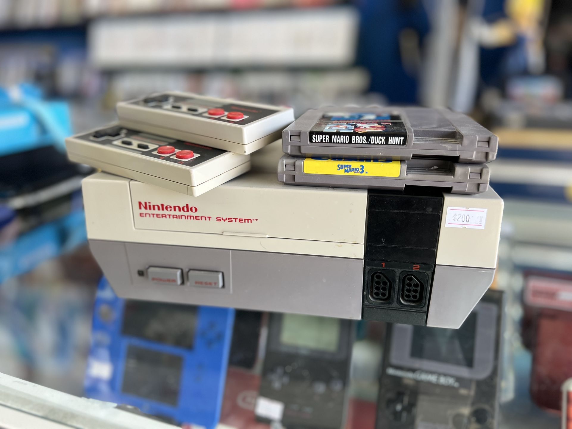 Nintendo NES Bundle w/Games, Controllers, Cables & Warranty