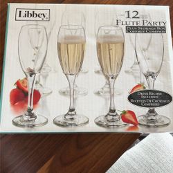 Set Of 11 Champagne Flutes