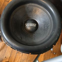 SUNDOWN XV3 18 INCH SUBWOOFER(DAMAGED)