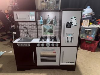 KidKraft Kids Play Kitchen