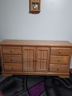 Dresser