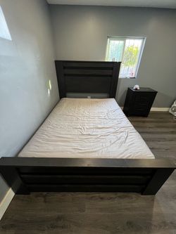 Dark Wood Queen Bed Frame with Headboard