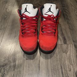 Air Jordan 5 “Raging Bull”