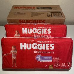 Huggies little movers Diapers Size 7
