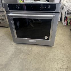 Single Wall Oven Convection Air Fry Kitxheniad W 30”