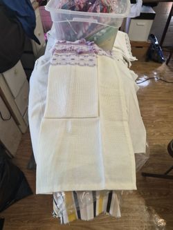 Hand towels
