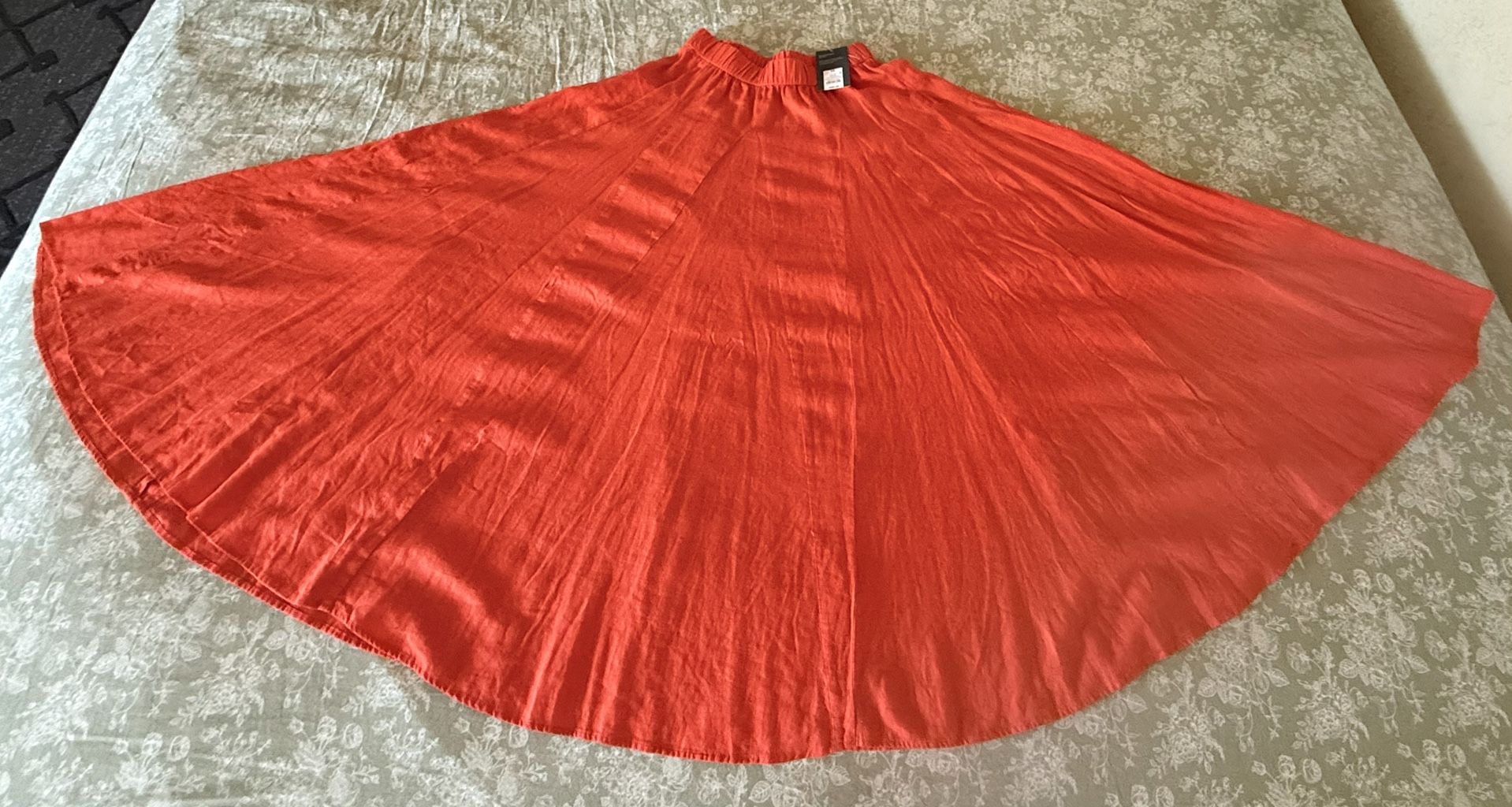 New Skirt Size XS