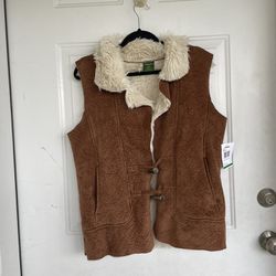 Cabela's Faux Fur Vest size L new with tags Synthetic Suede Warm Brown Vest 