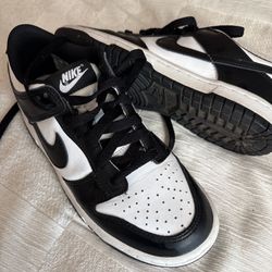 Black And White Dunks 