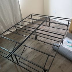 Foldable Full Bedframe 
