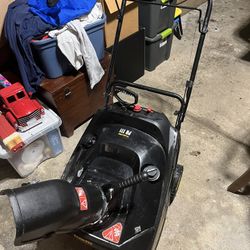 Poulan Pro PR111 Snow Blower – Like New