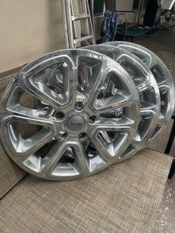 Jeep hubcap covers 18”