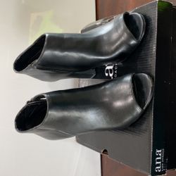 Beautiful Shoes ONLY! $10.00 Message your Style Number