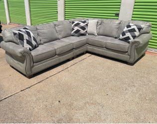 Free Delivery - Modern Grey Sectional Set