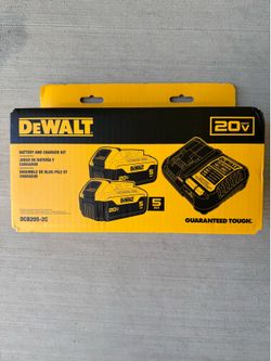 NEW DeWalt 20V 2 Pack 5ah Batteries and Charger Kit