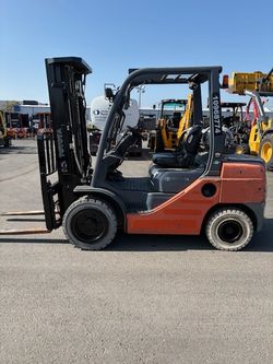 Toyota Whse Forklift 6,000lbs Gas/LPG