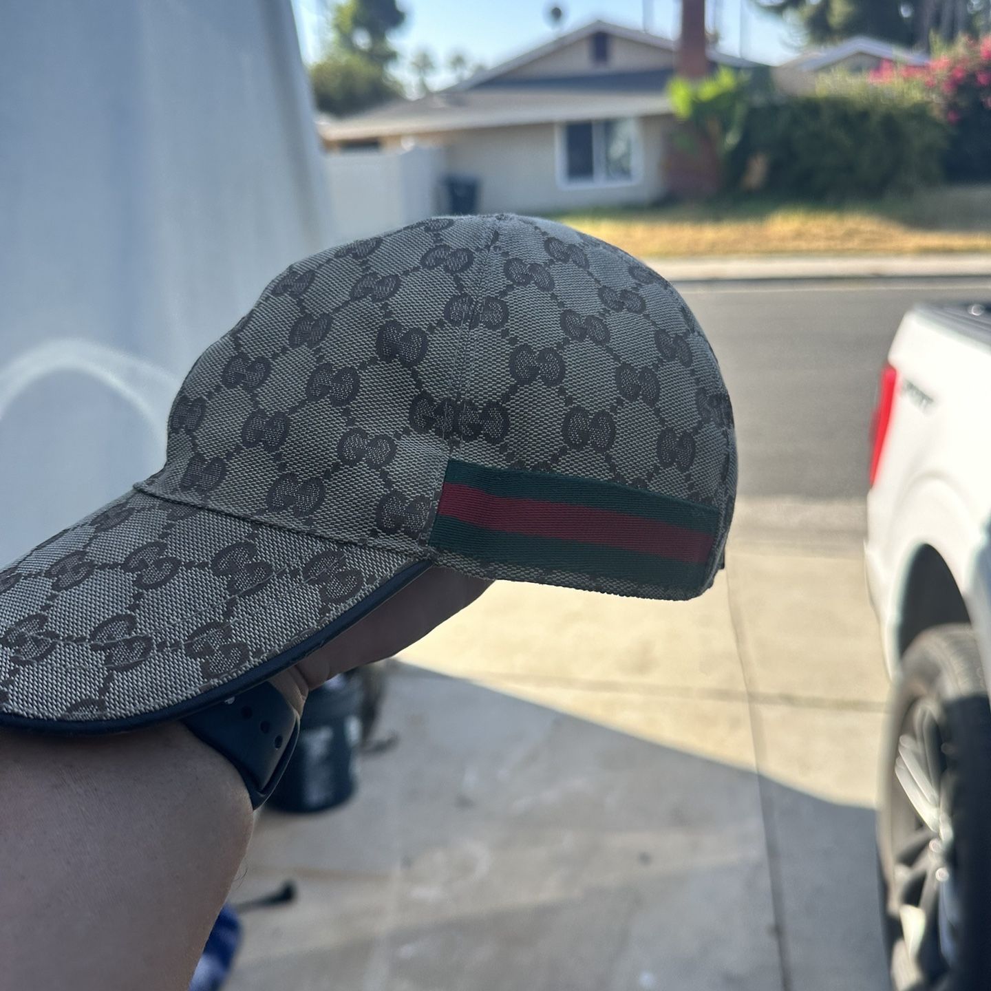 Gucci Cap authentic Medium size used for Sale in Riverside, CA