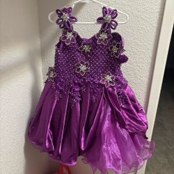 Girls pageant dress size 5t