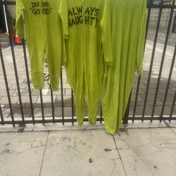 Nice Costum 3 Items For Only 45 Most Go