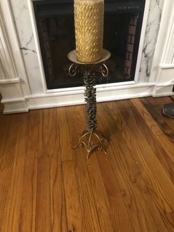 Candle holder
