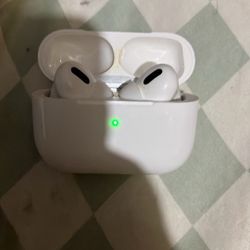 Earbud Headphones 