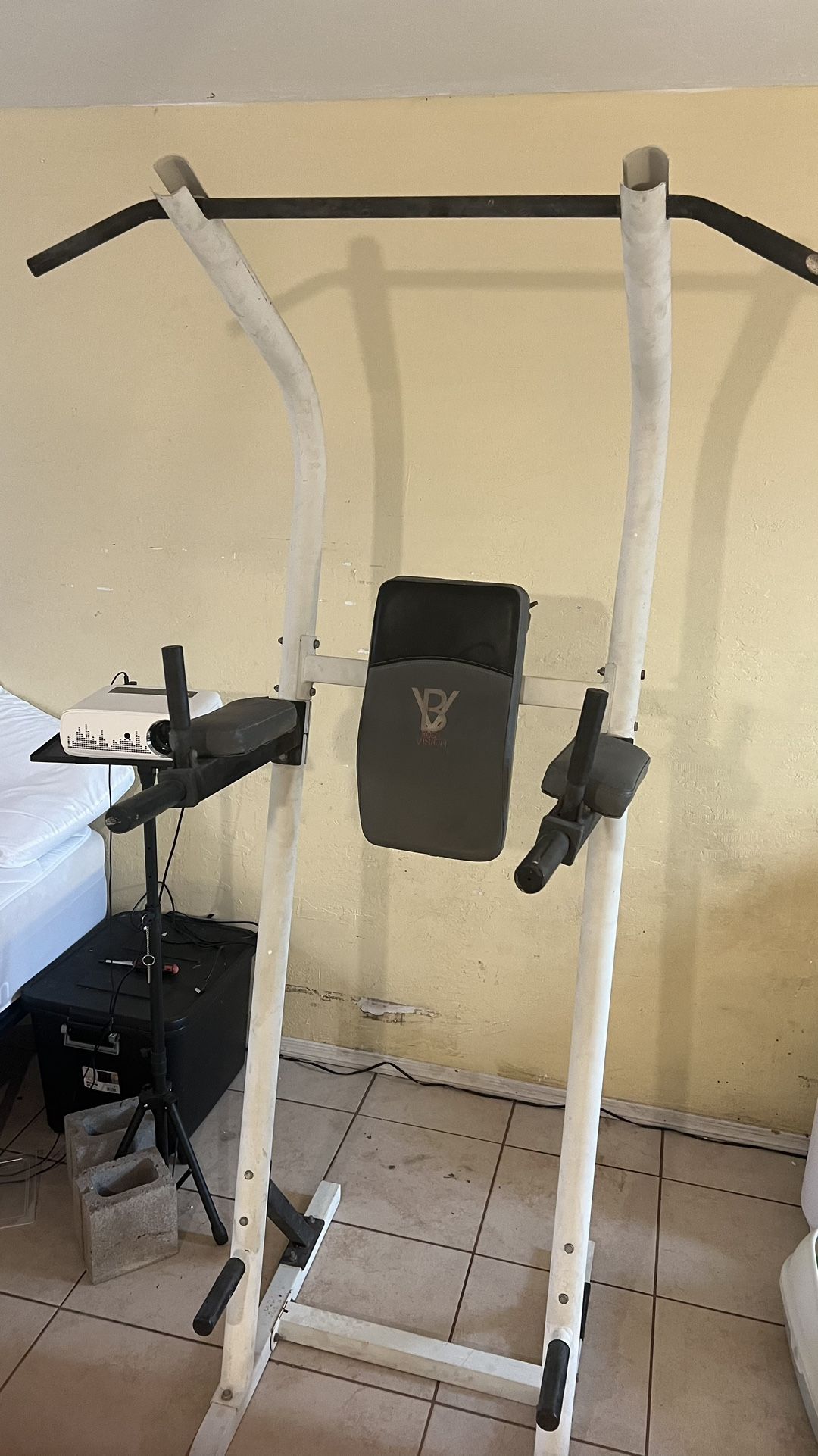 Body Vision Pull Up Bar
