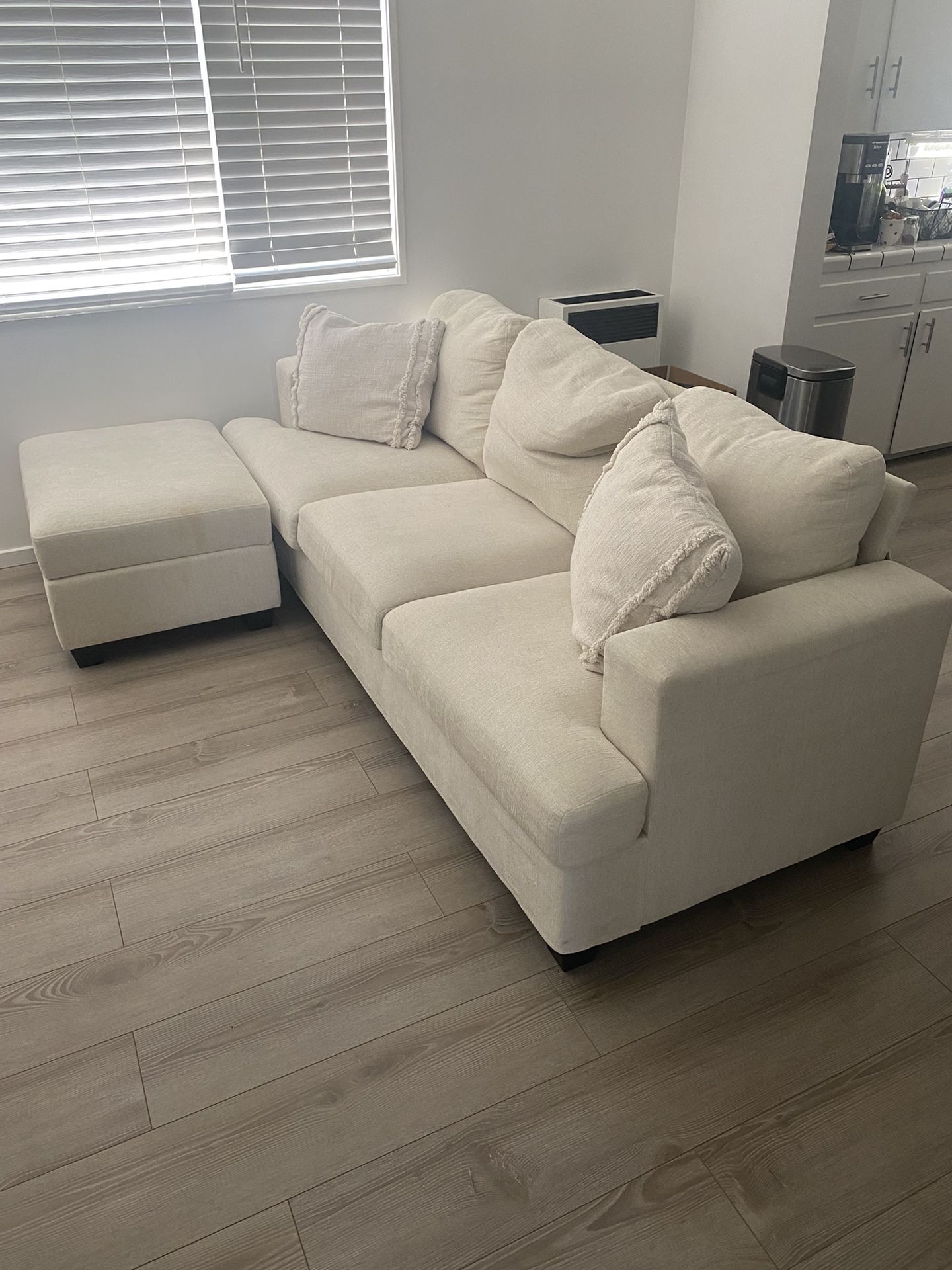 Sofa With Ottoman White 