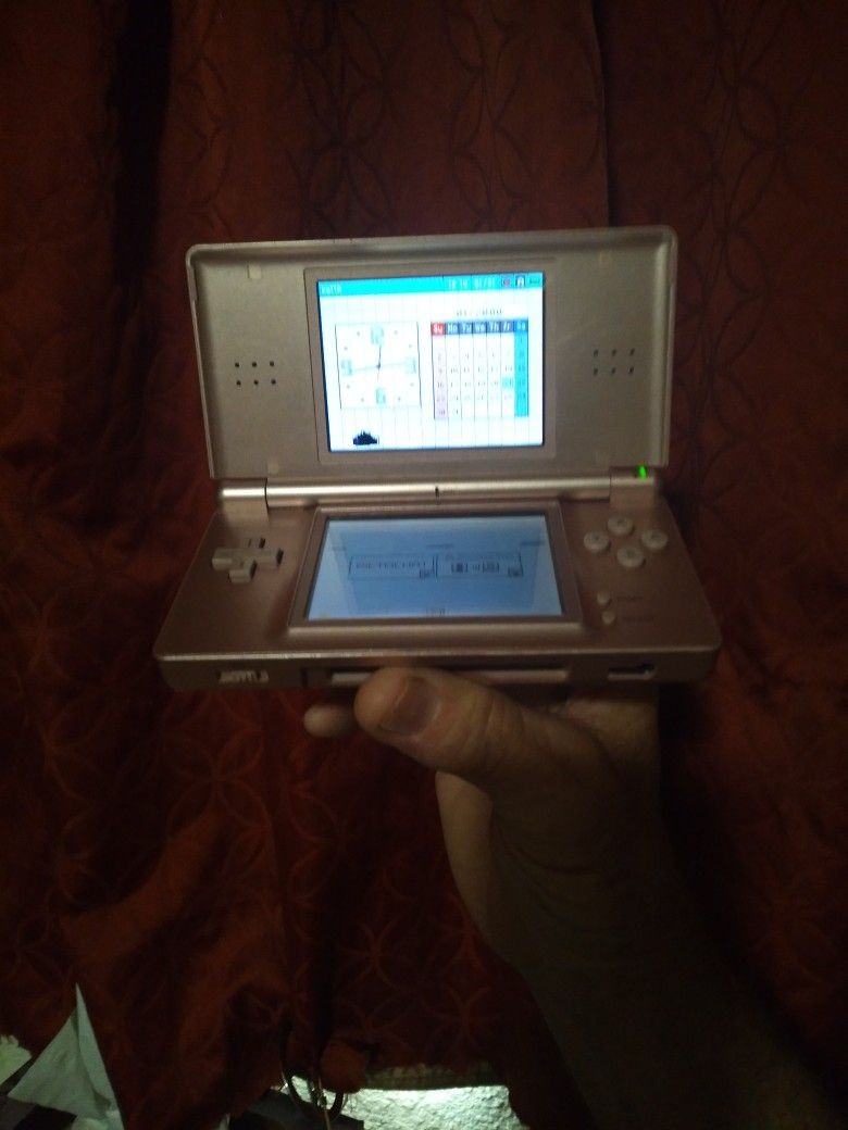 NINTENDO DS LIGHT