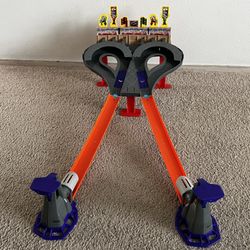 Hot Wheels Raceway Toy For Kids. Like New