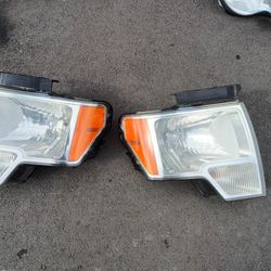 2009-2014 Ford F-150 Headlights With Light Bulbs And Accessories Oem. 
