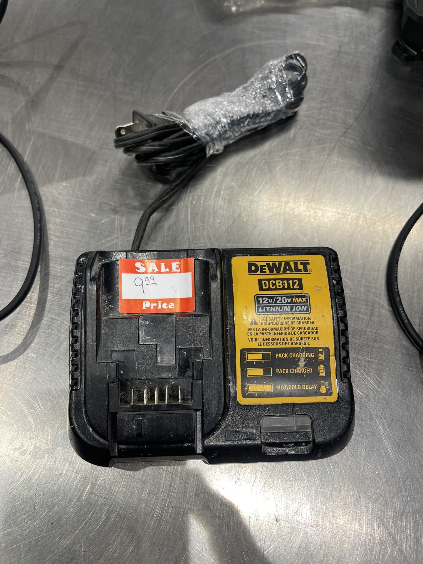 Dewalt Charger (merch) MMP