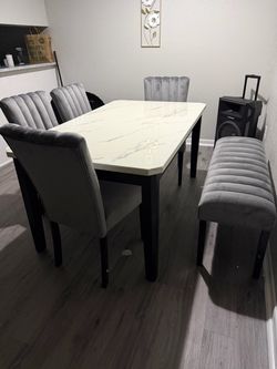 New dining set $40 down