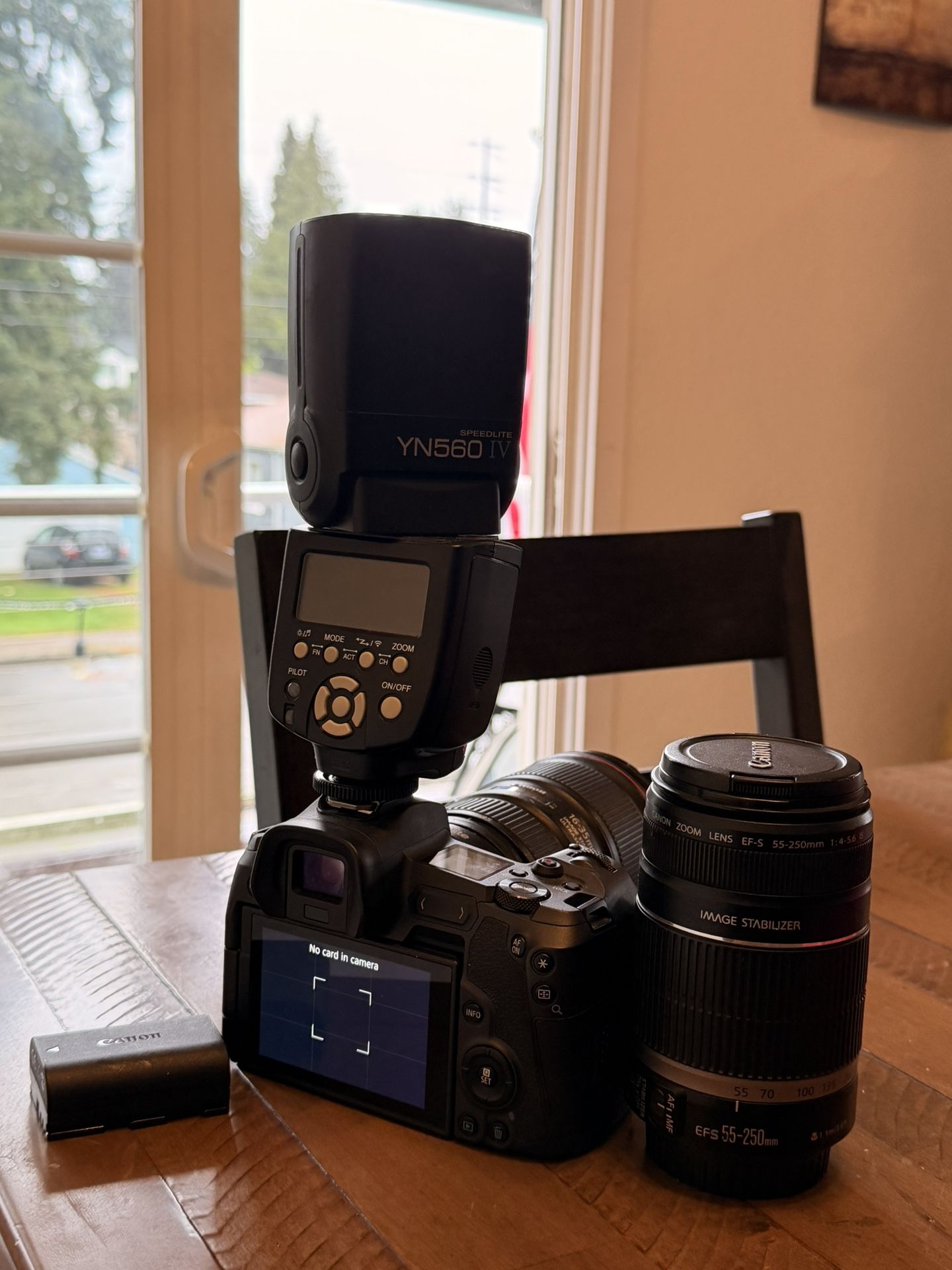 Canon EOS R + 16-35mm f/4